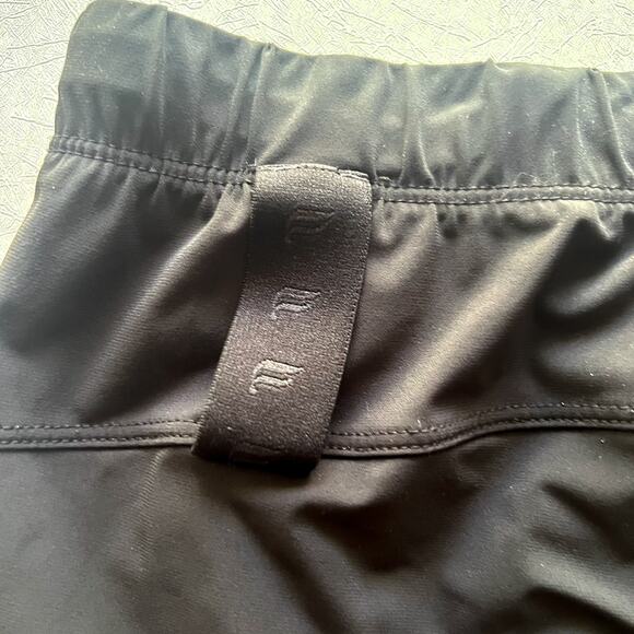 Fabletics Black Men's Joggers - Picture 5 of 14